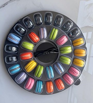Tray Macaron Plastik yang awet 40 Piece Macaron Display Rack