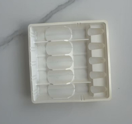 10ml ampul tersedia dalam baki plastik