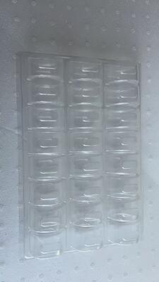 25 Baki Plastik Macaron dengan PET Food Grade Ketebalan 0.55mm dan Desain yang Dapat Digunakan Kembali untuk Pengemasan Macaron